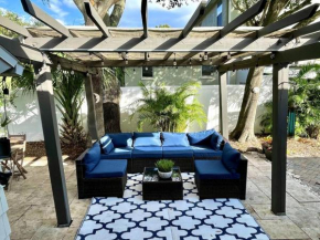 Cozy sanctuary minutes from the bay and beaches